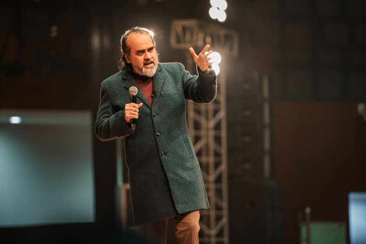 Acharya Prashant