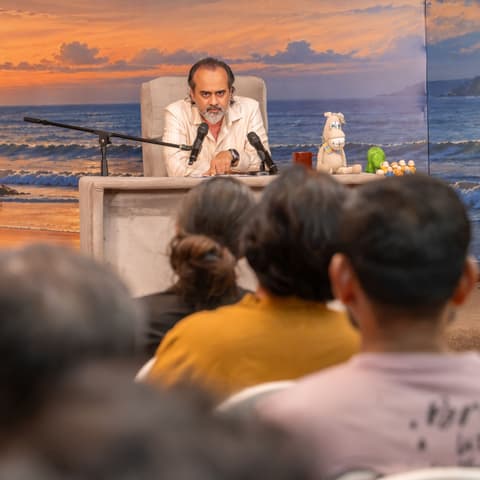 Acharya Prashant