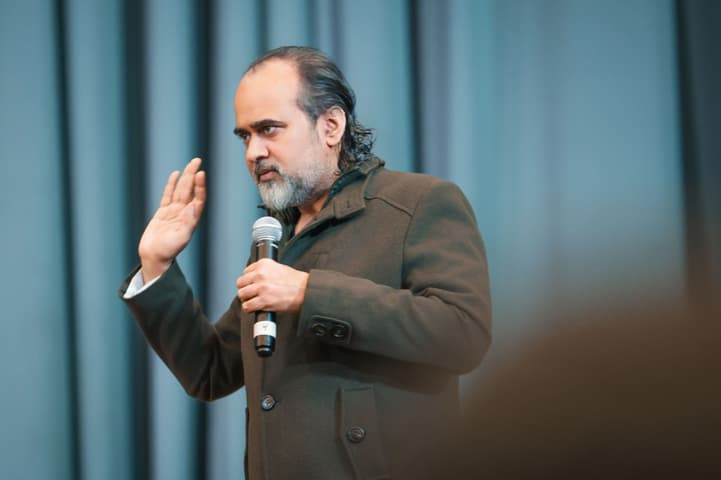 Acharya Prashant