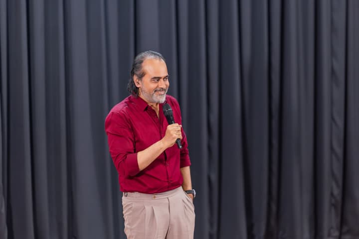 Acharya Prashant