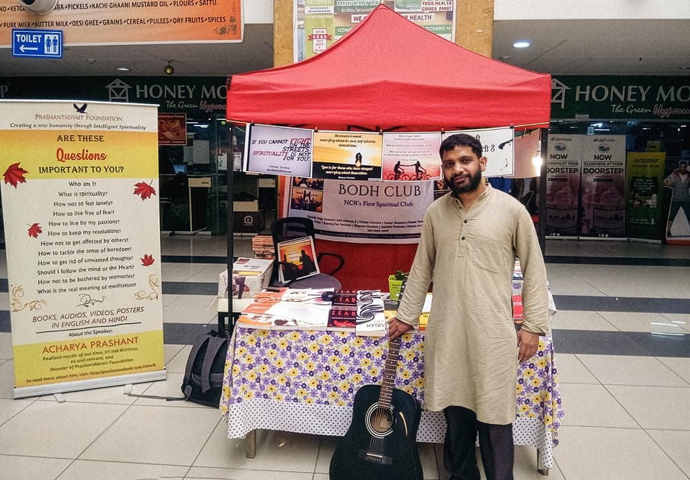 Acharya Prashant initiated setting up bookstalls in 2015