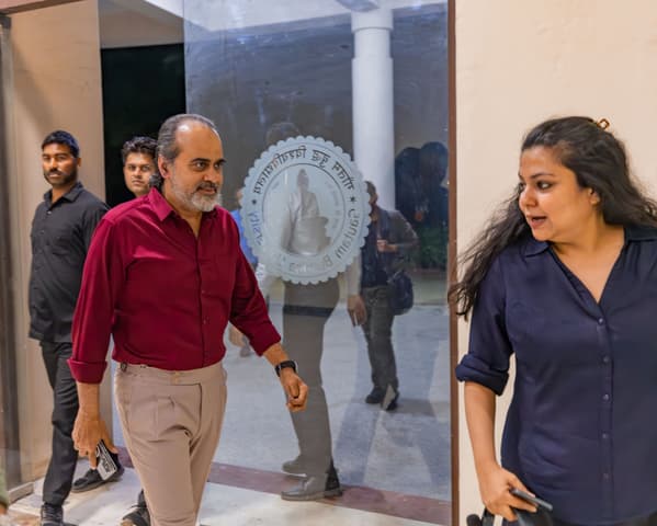 Acharya Prashant