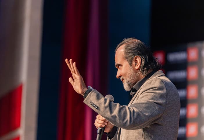 Acharya Prashant
