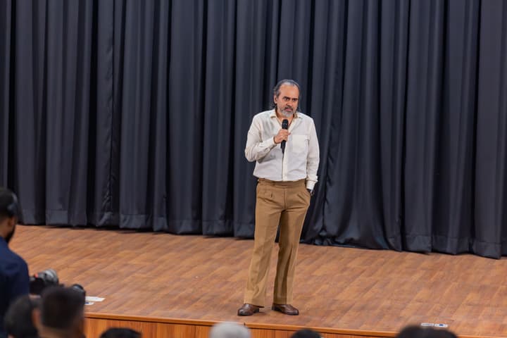 Acharya Prashant