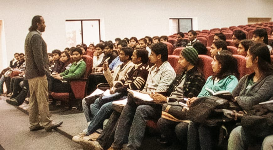 Acharya Prashant teaching students