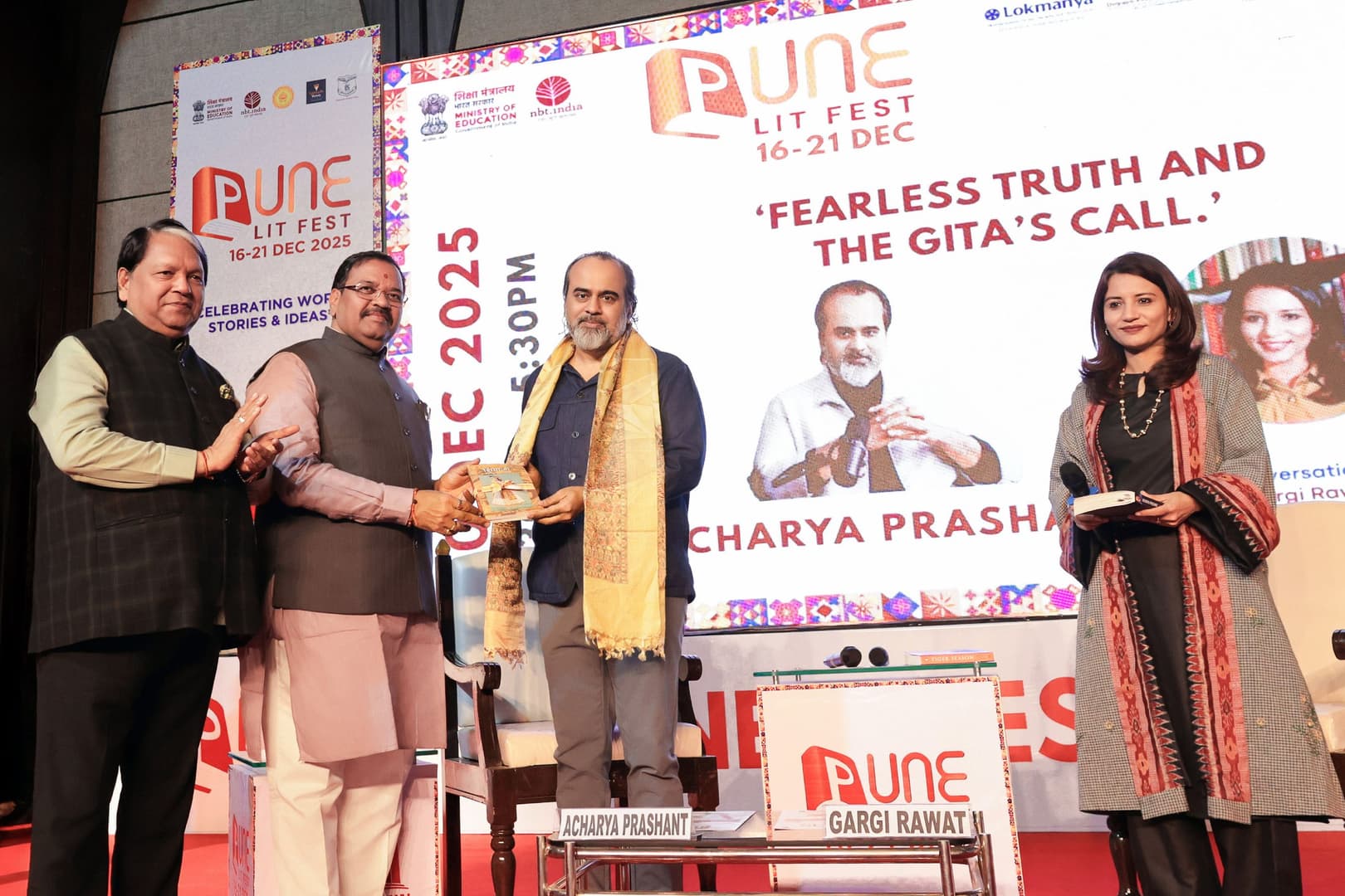 Acharya Prashant in Conversation at the Pune Lit Fest, Fergusson College, Pune