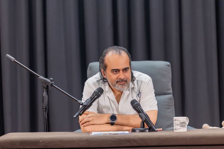 Acharya Prashant