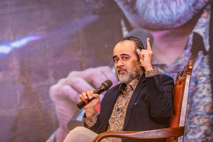 Acharya Prashant