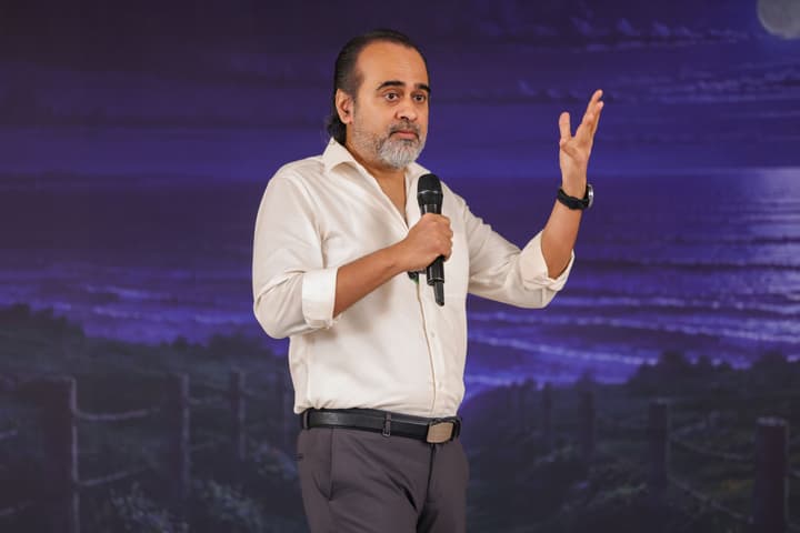 Acharya Prashant