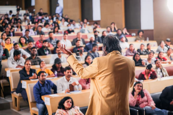 Acharya Prashant