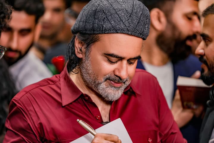 Acharya Prashant