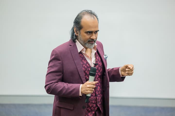Acharya Prashant