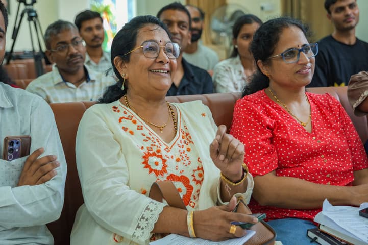 Acharya Prashant