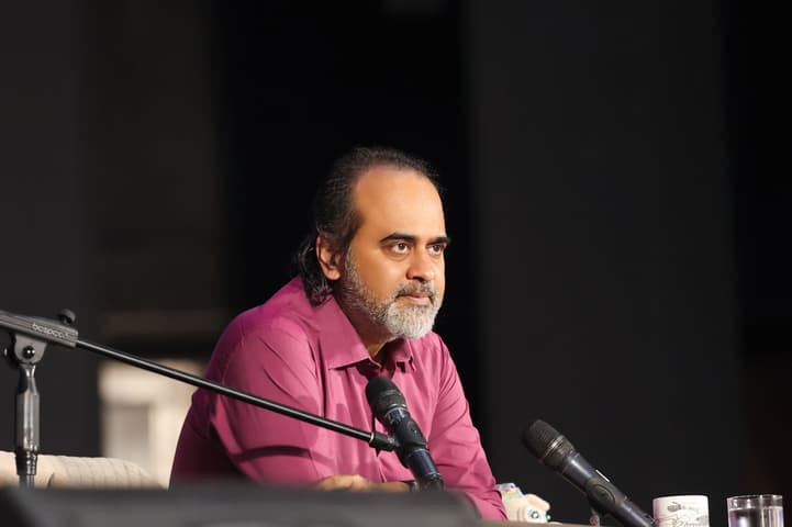 Acharya Prashant