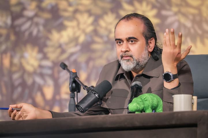Acharya Prashant