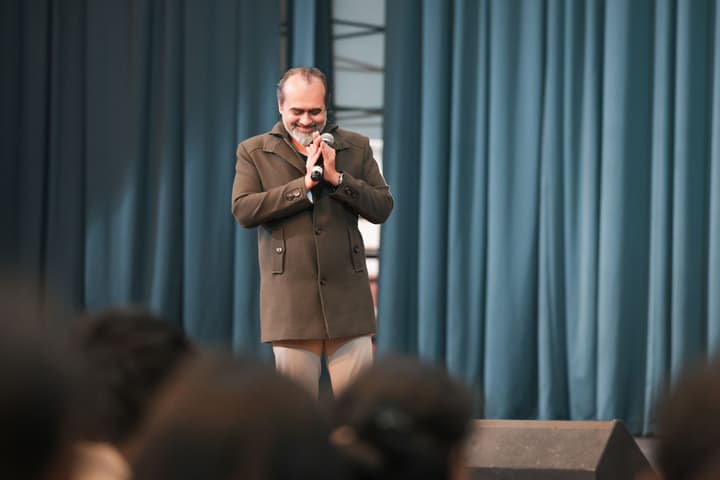 Acharya Prashant