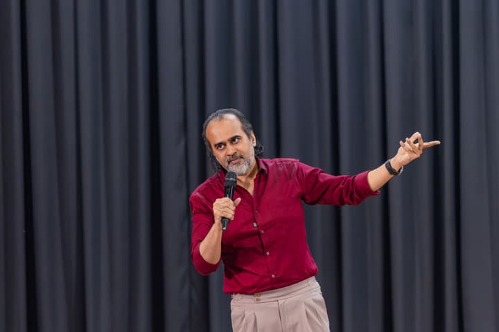 Acharya Prashant
