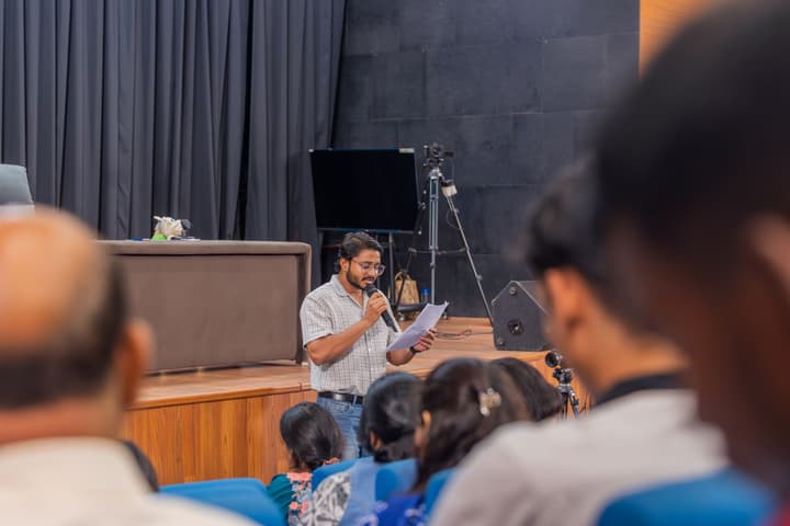 Acharya Prashant