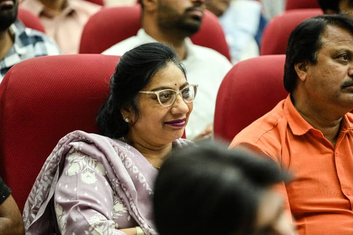 Acharya Prashant