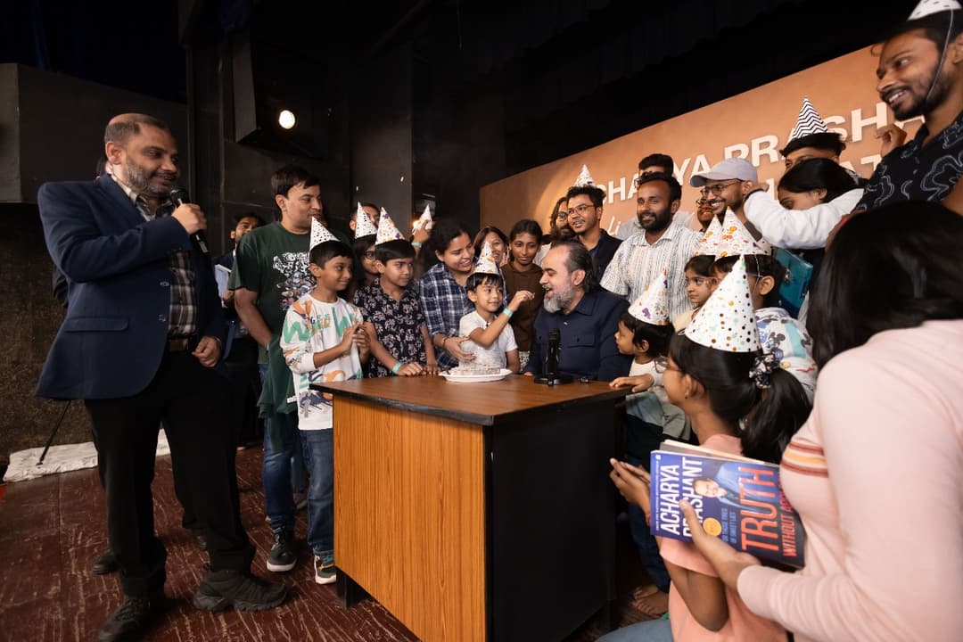 जन्मदिन गीत: जन्म लिया तो मरेगा