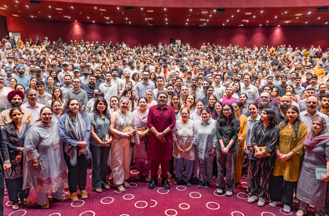 Truth Behind Acharya Prashant’s 60 Million Subscribers 