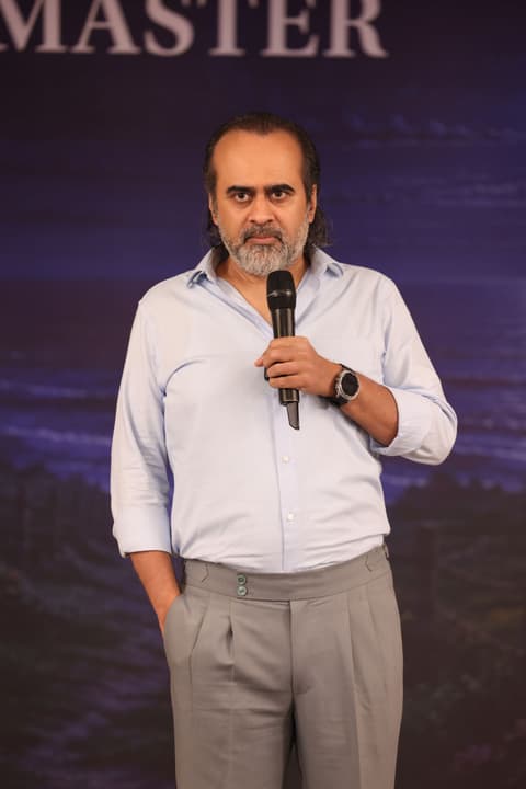 Acharya Prashant