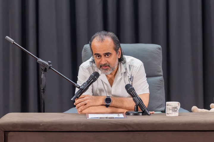 Acharya Prashant