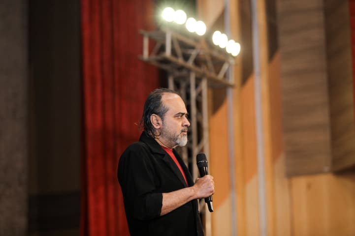 Acharya Prashant