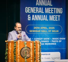 IITD Honours Acharya Prashant For Outstanding Contribution To National Development