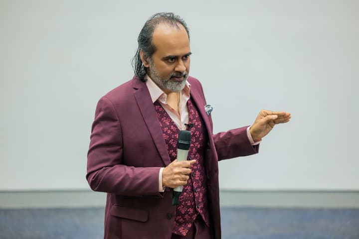 Acharya Prashant