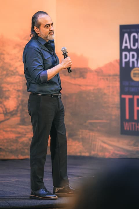 Acharya Prashant