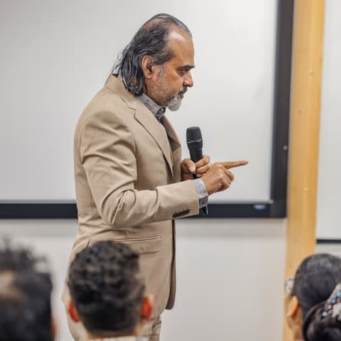 Acharya Prashant