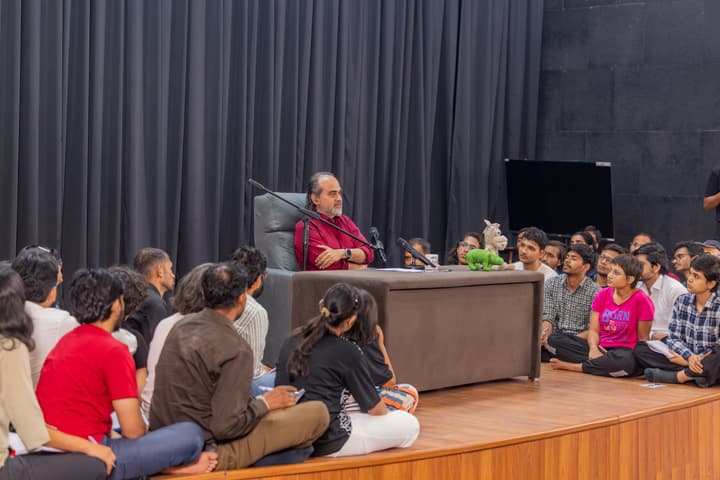 Acharya Prashant