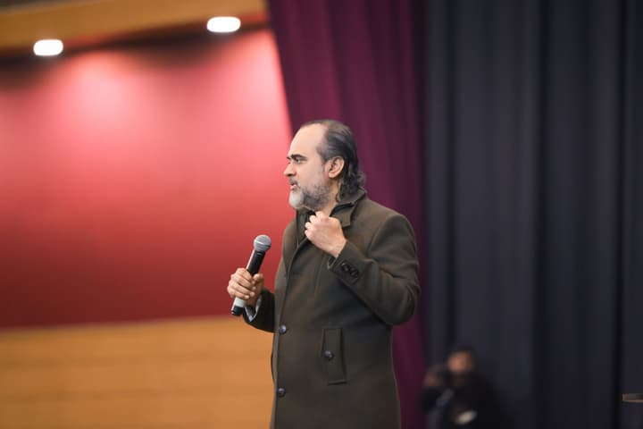 Acharya Prashant