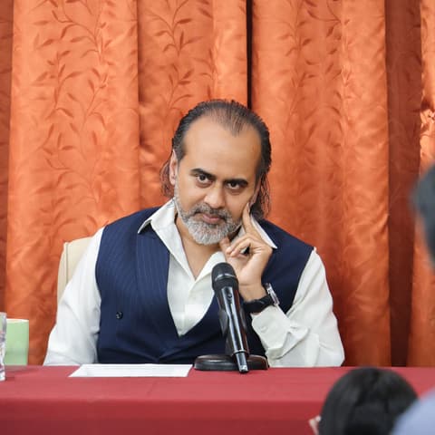 Acharya Prashant