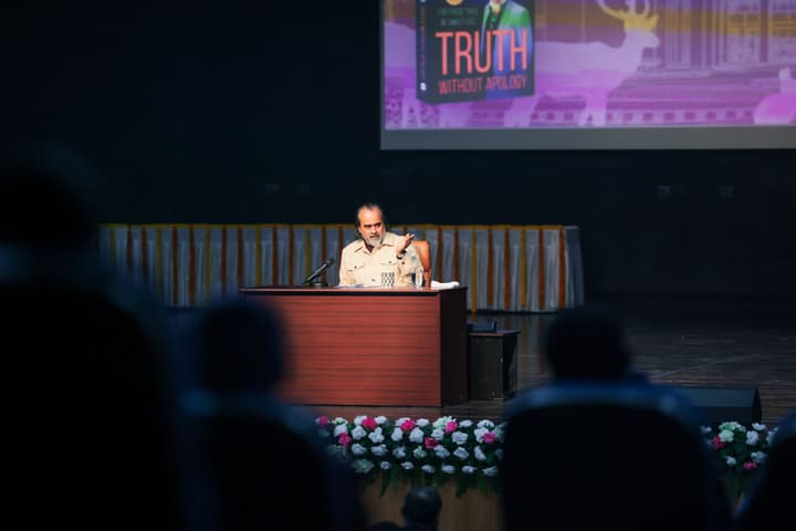 Acharya Prashant