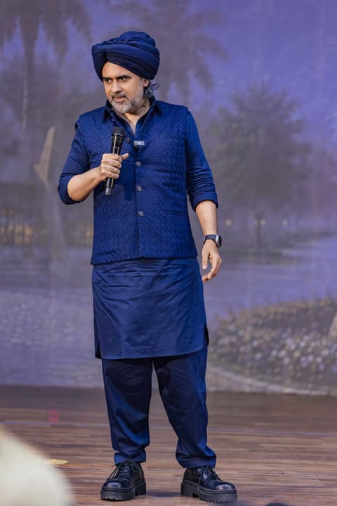 Acharya Prashant