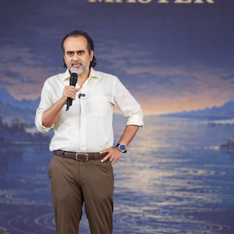 Acharya Prashant