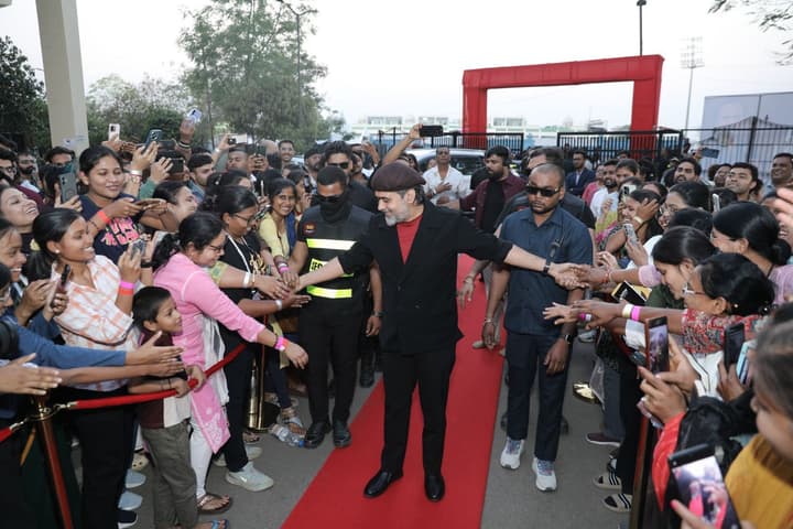 A Warm Welcome at Raipur