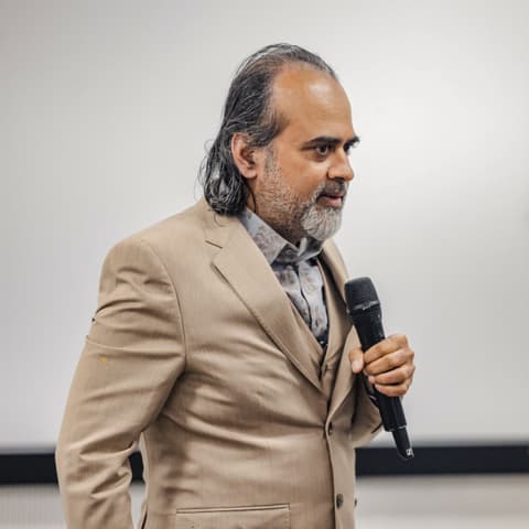 Acharya Prashant
