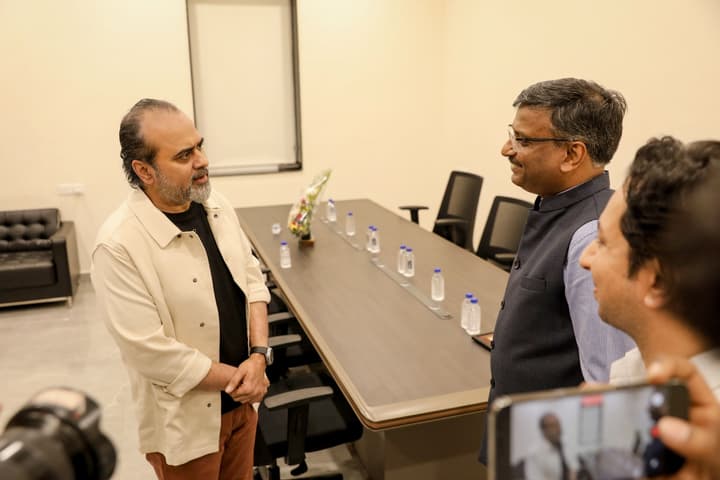 Acharya Prashant with Vijender Chauhan