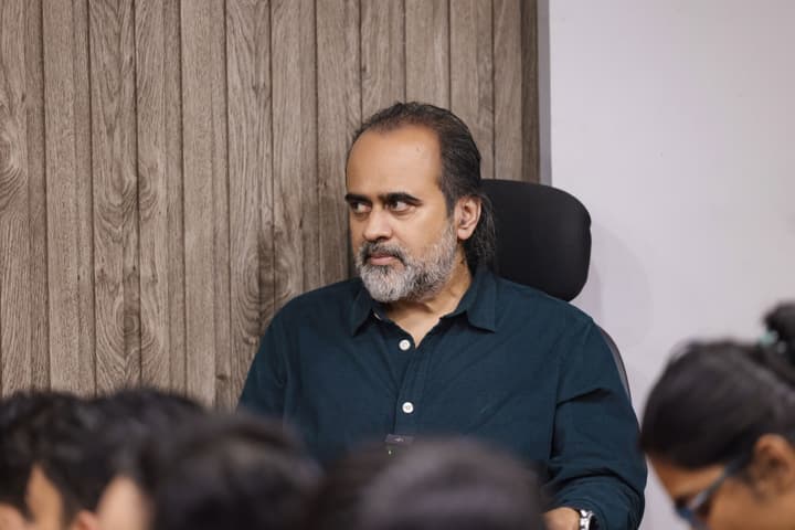 Acharya Prashant