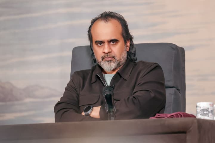 Acharya Prashant