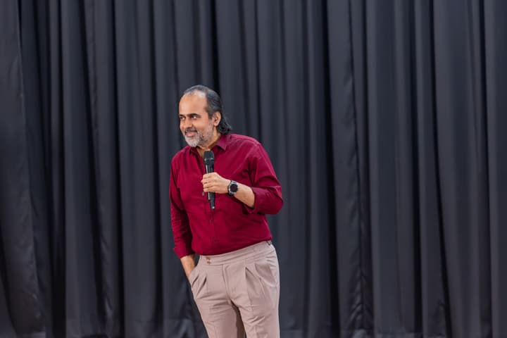 Acharya Prashant