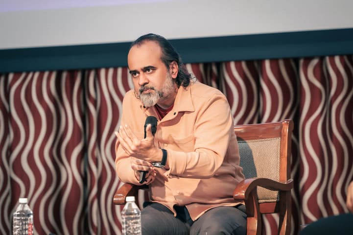 Acharya Prashant