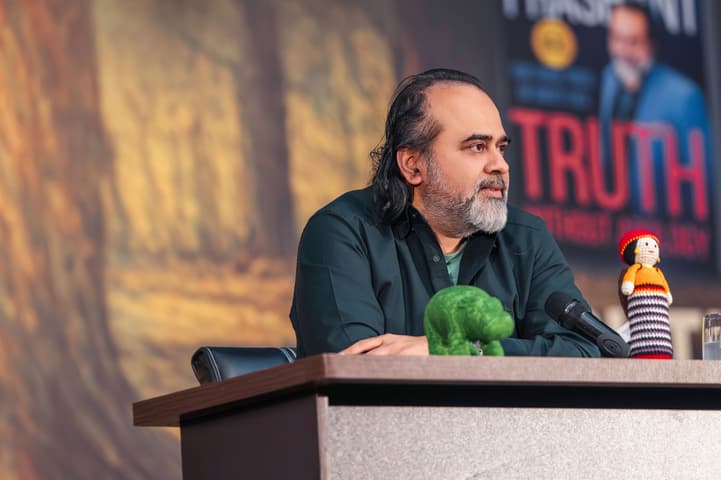 Acharya Prashant