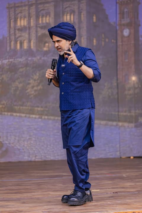 Acharya Prashant