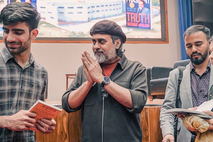 Acharya Prashant