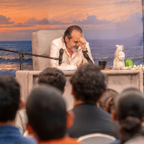 Acharya Prashant