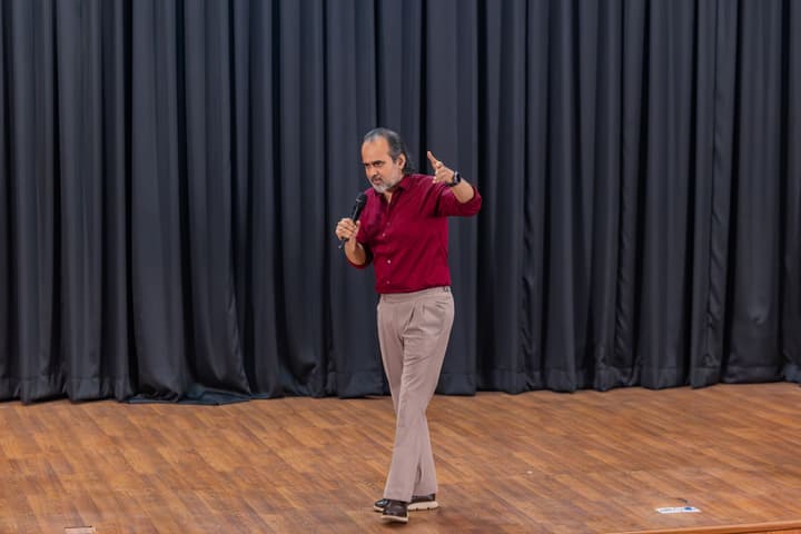 Acharya Prashant